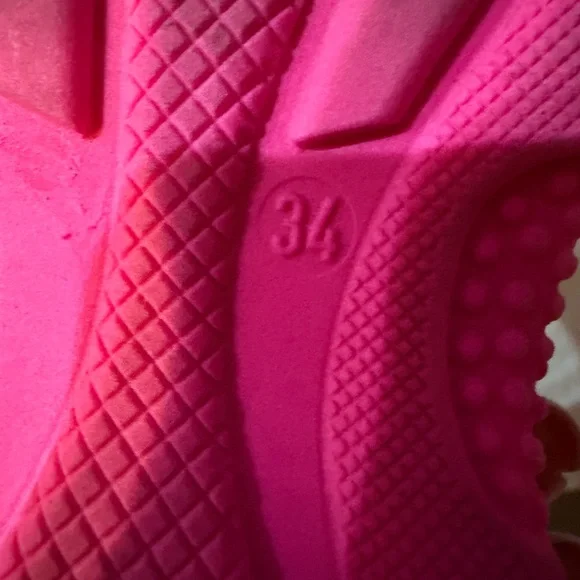 Dolce & Gabbana Kids Orange and Pink Sneakers - Picture 5 of 5